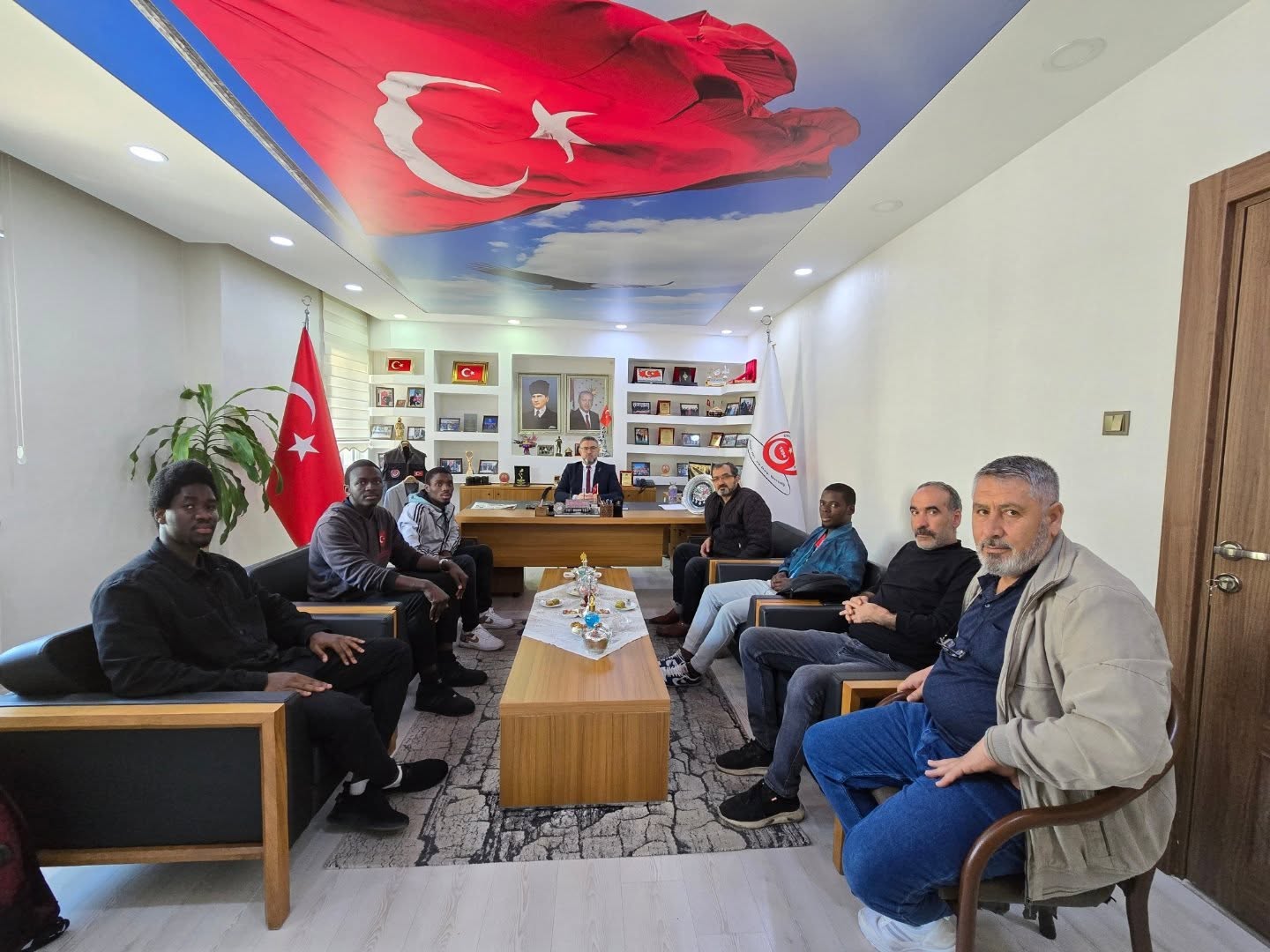 sivas-uluslararasi-sehit-munir-murat-ertekin-anadolu-imam-hatip-lisesinin-dernegimize-ziyareti-1080
