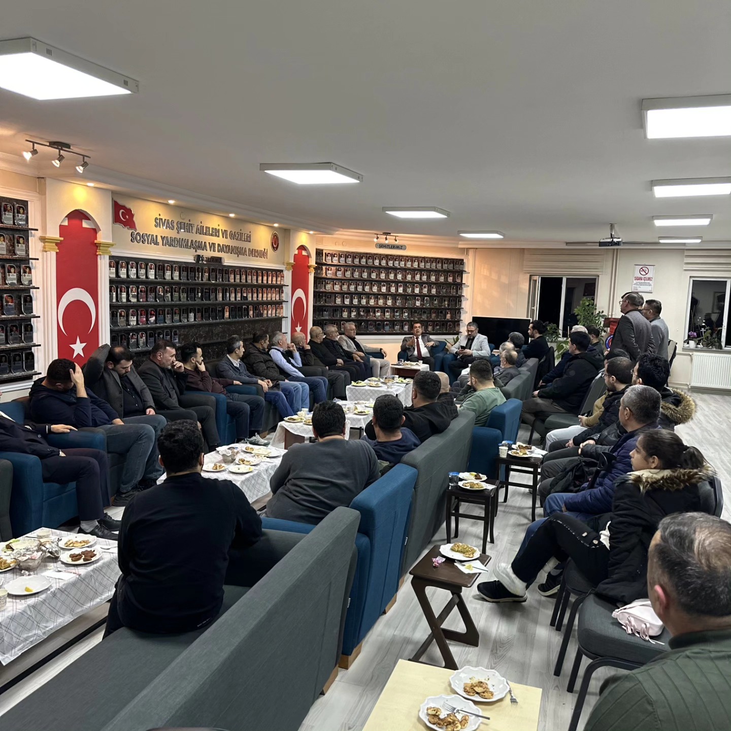 rektorumuz-sayin-ahmet-sengonulu-dernegimizde-agirladik-1349