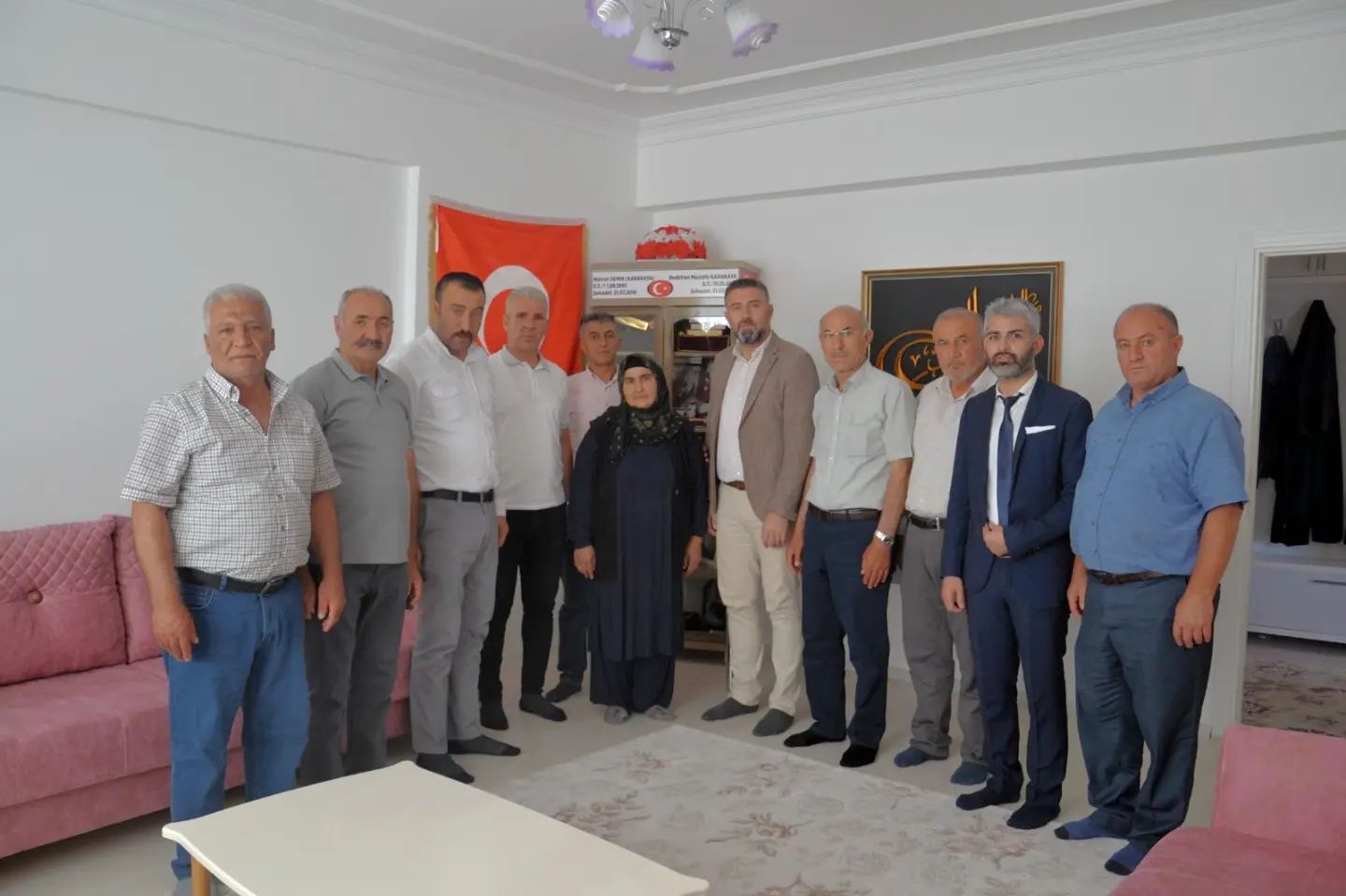 sehidimiz-nurcan-karakaya-ve-bedirhan-mustafa-karakayanin-kabrine-ziyaret
