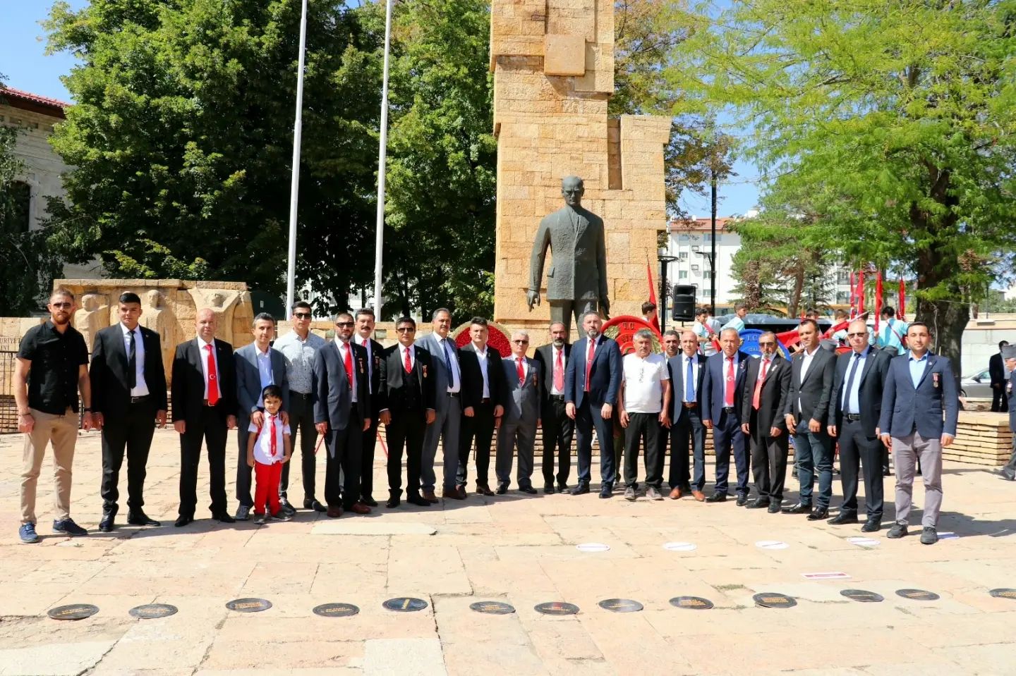vatan-sze-mnnettar