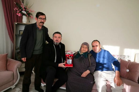 sehidimiz-murat-doganin-ailesine-ziyaret