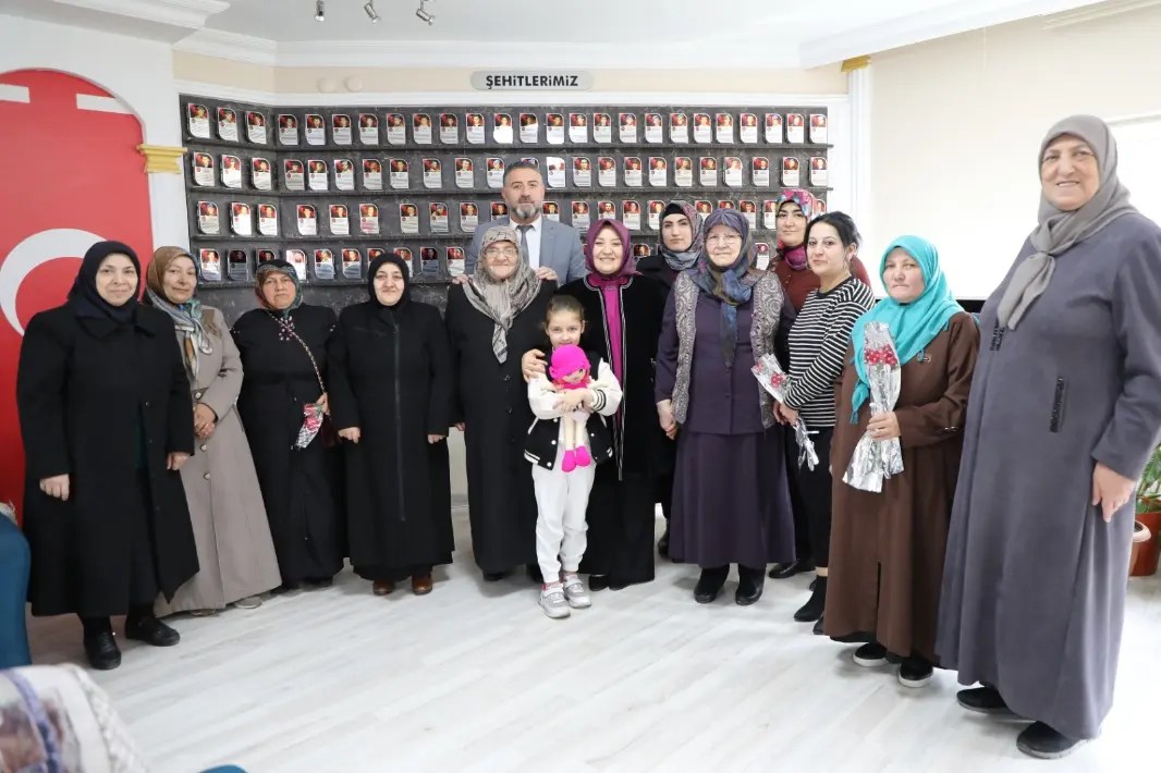 dernegimizde-8-mart-dunya-kadinlar-gunu-programi-705