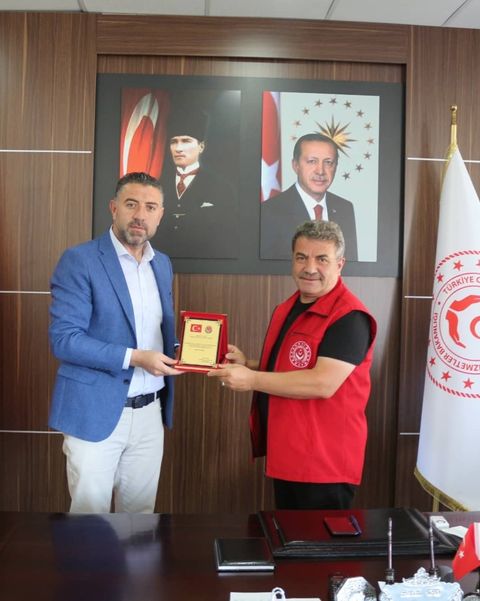 aile-sosyal-hizmetler-il-mudurumuze-tesekkur-ziyareti