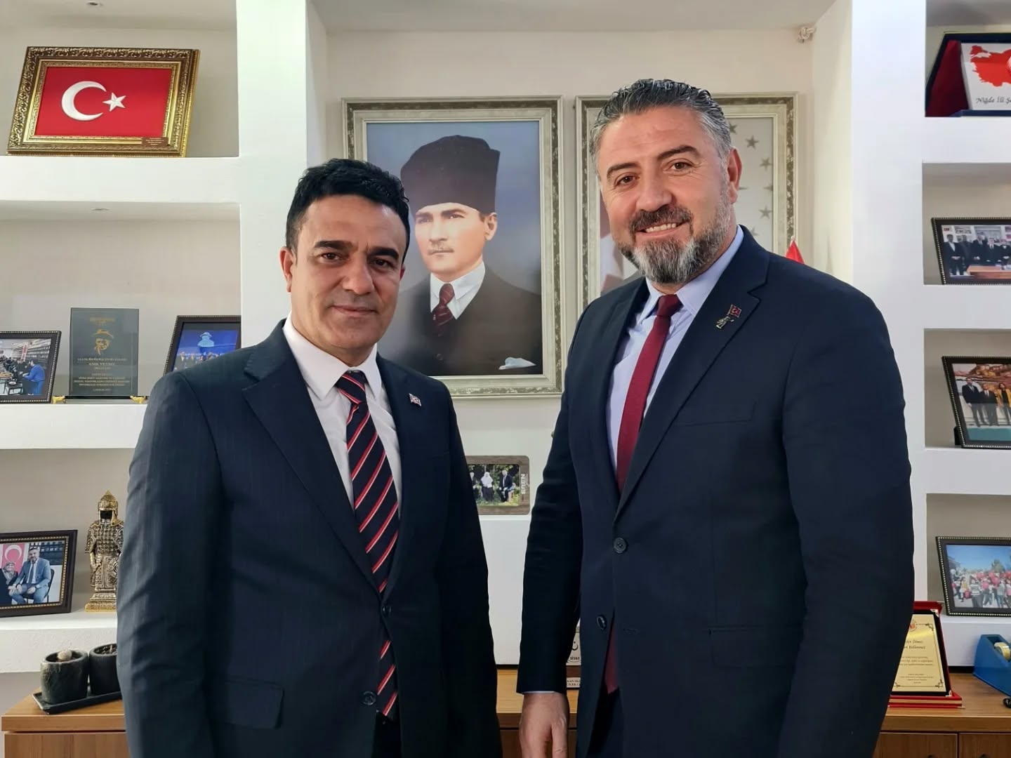 sivas-belediye-baskan-yardimcisi-mustafa-topcunun-dernegimize-ziyareti-931