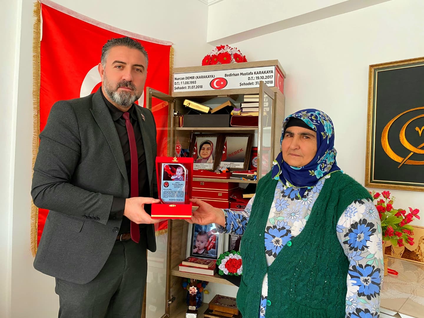 sehidimiz-nurcan-karakayanin-annesine-ziyaret-947