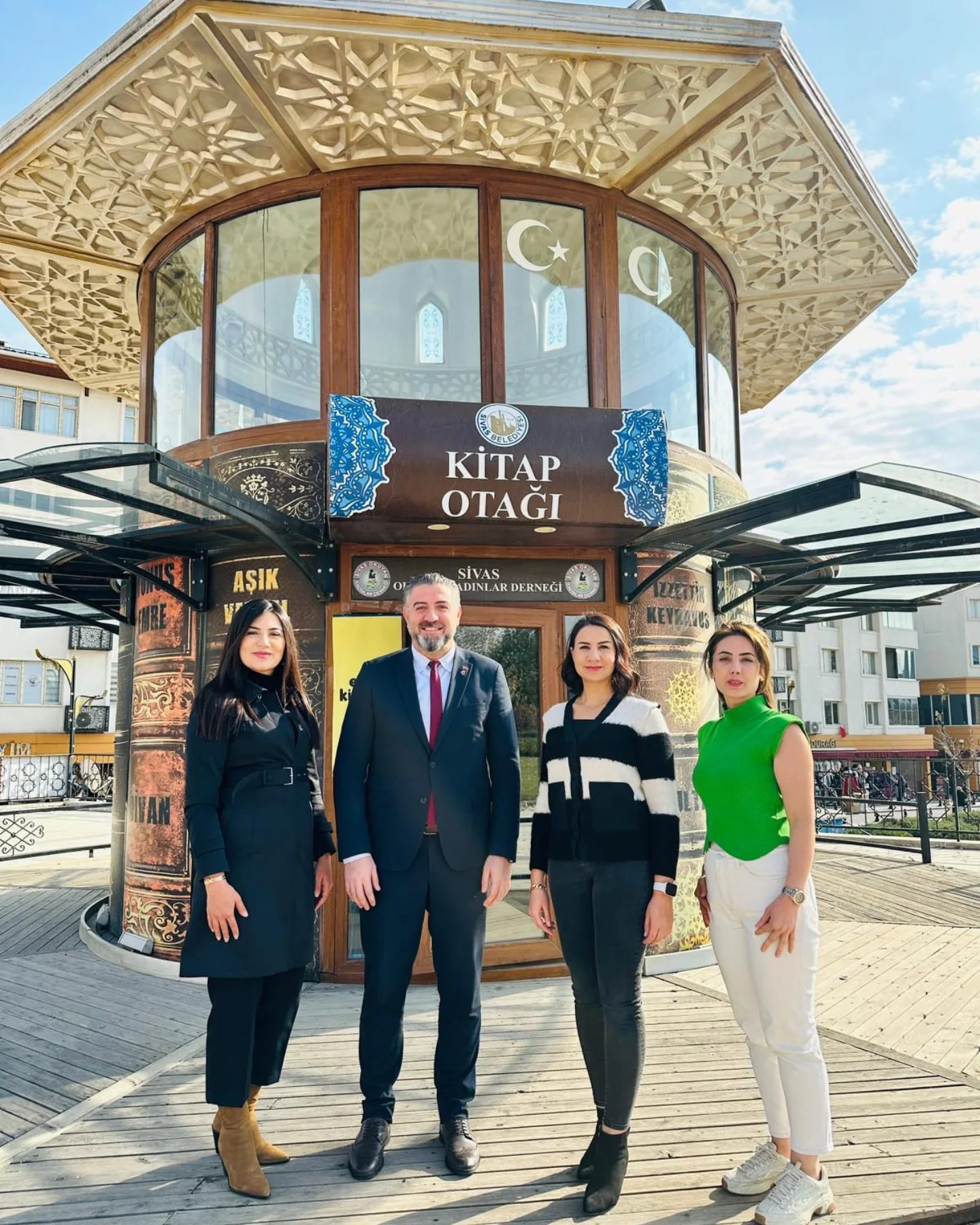 sivas-okuyan-kadinlar-dernegini-ziyaret-953